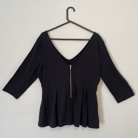 Victoria's Secret Peplum Top XL Deep Plunge V-Neck 3/4 sleeve zip V back - Picture 3 of 9